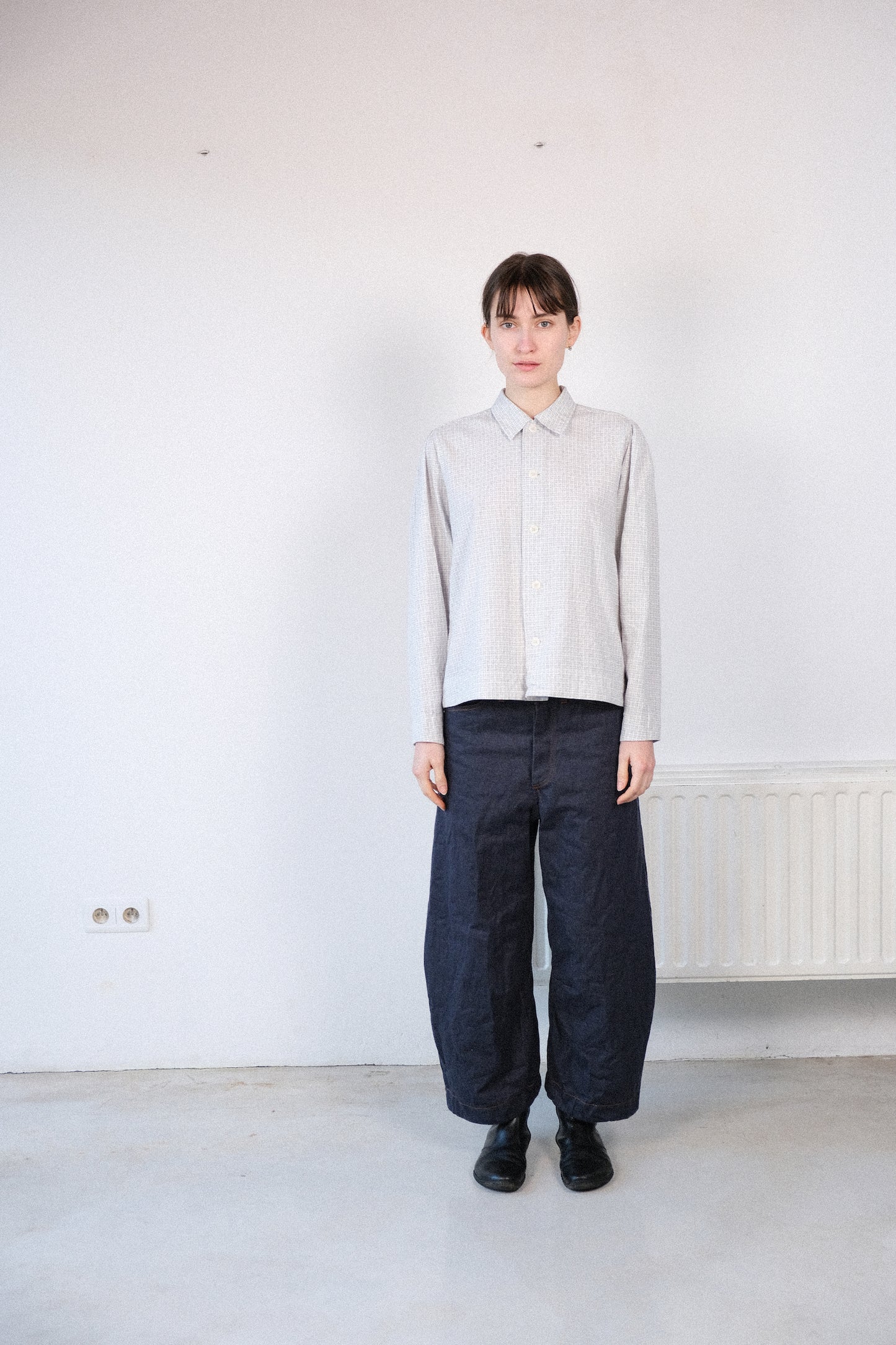 smock ceremony shirt, white light blue fine tribal check