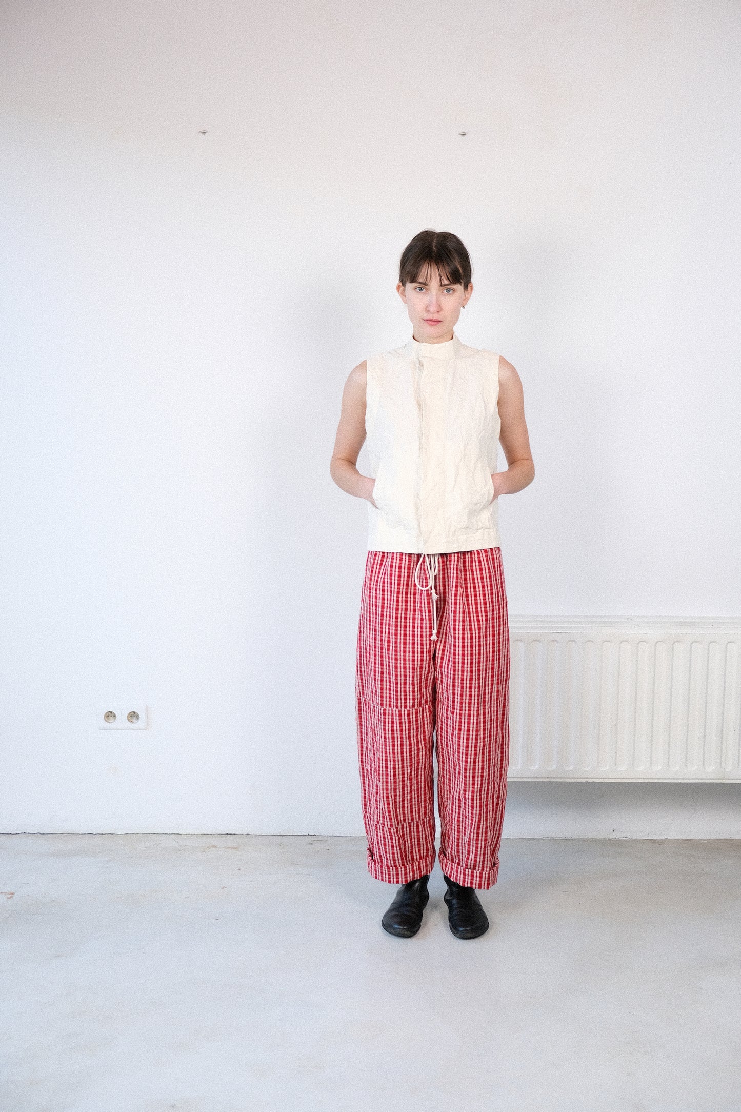gardening trousers, red kelsch cloth