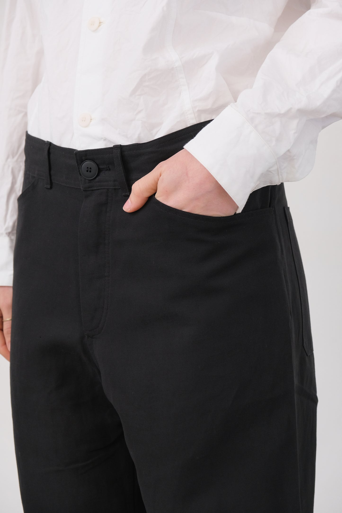 nulpointdrei trousers, black ultra-hard twist oxford