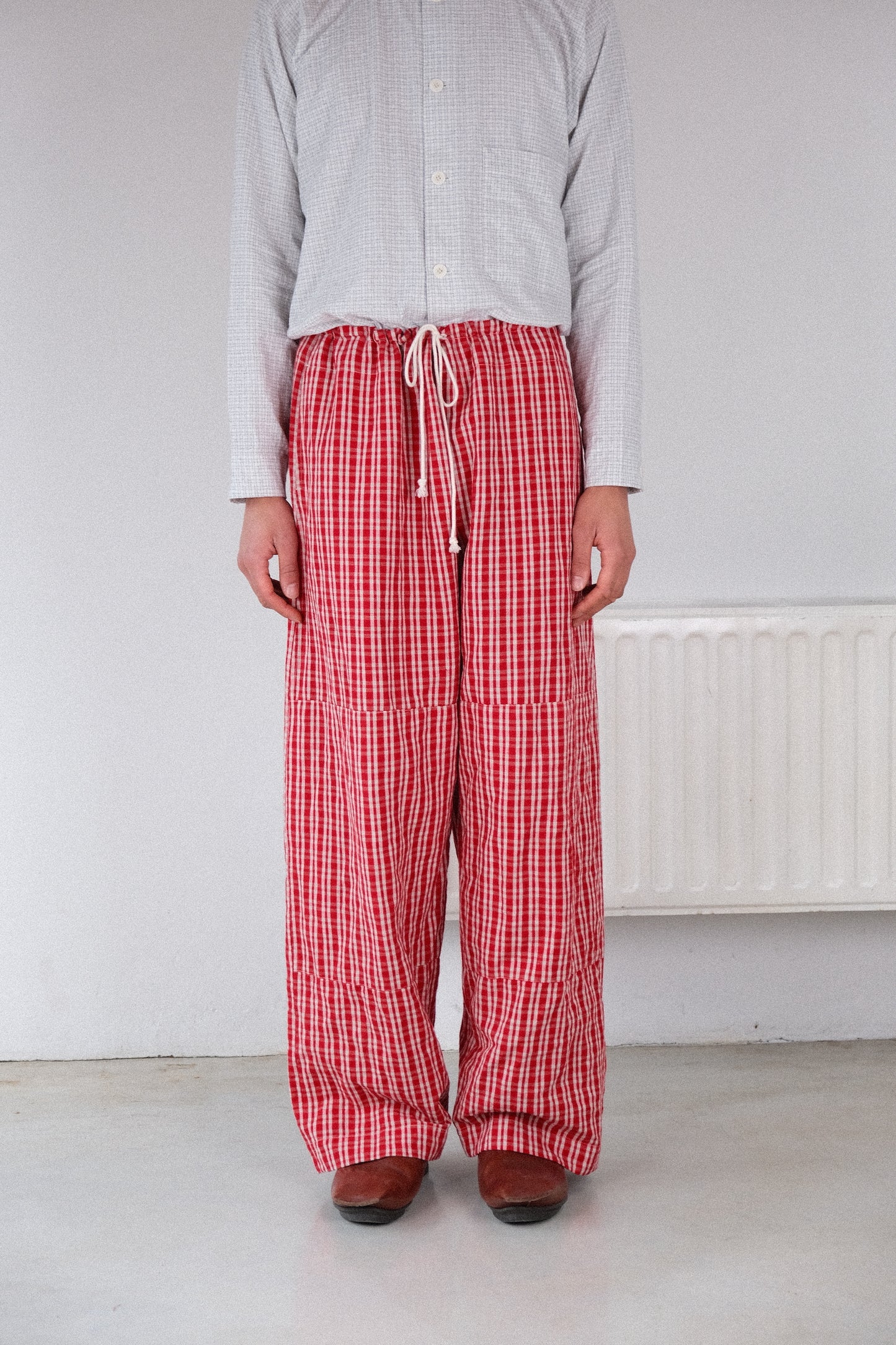 gardening trousers, red kelsch cloth