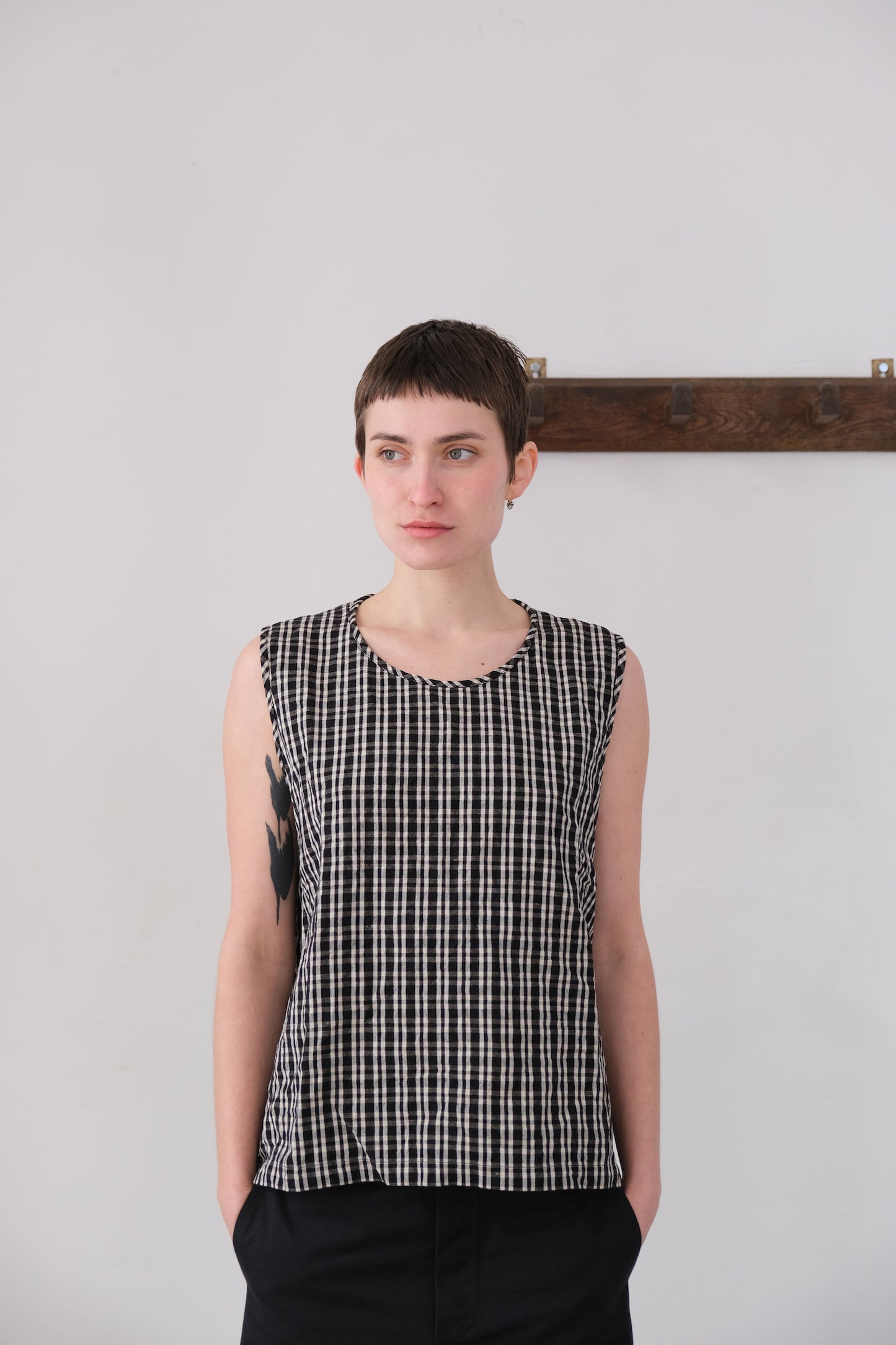woven tank top, black kelsch cloth