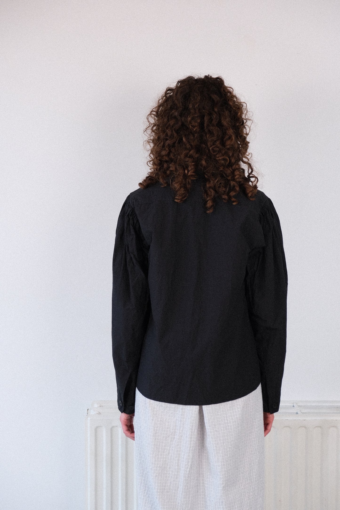 smock ceremony shirt, black ultra-dense typewriter