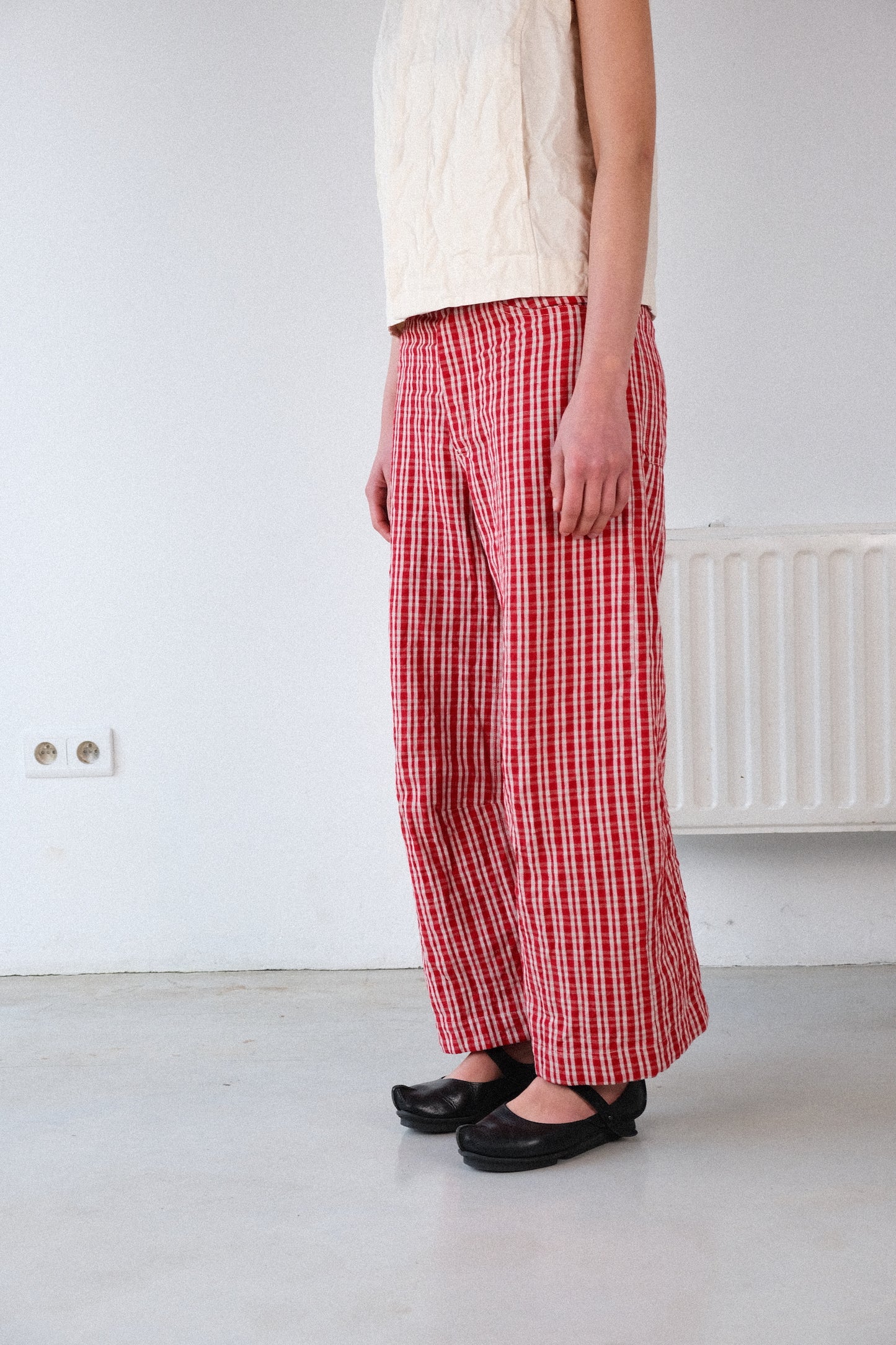 inmo trousers, red kelsch cloth