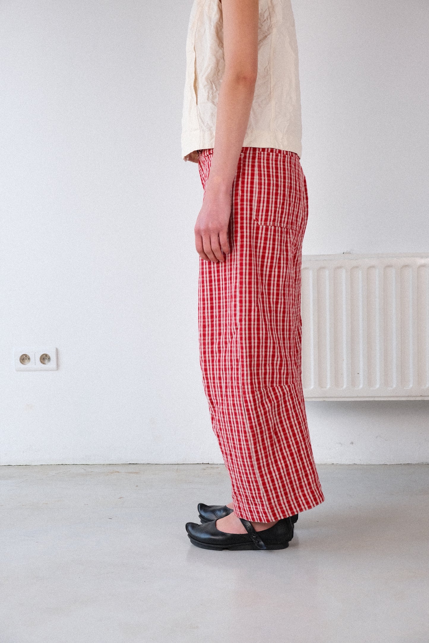 inmo trousers, red kelsch cloth